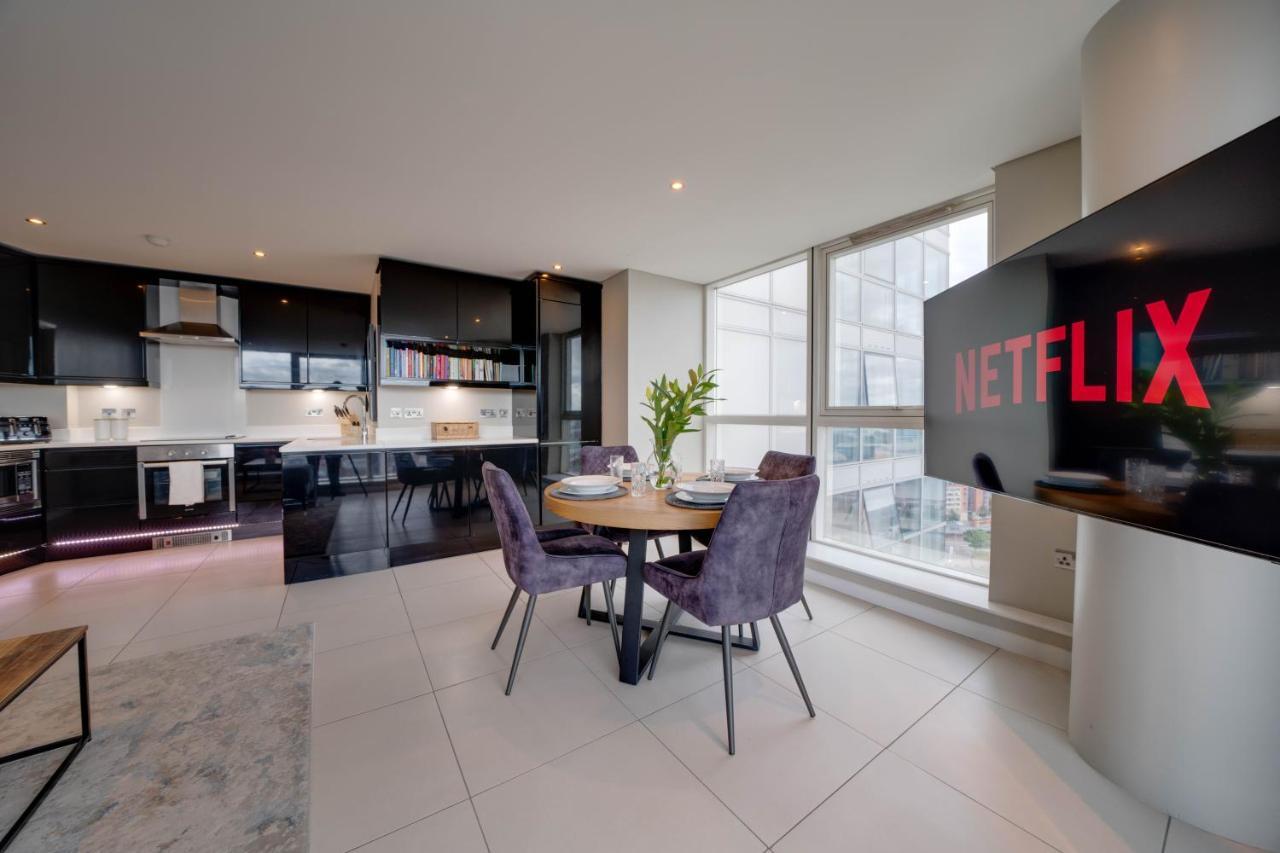 Tallest Building In The City Centre Sleeps 5 Incredible City Mountain And Lagan Views Belfast Kültér fotó